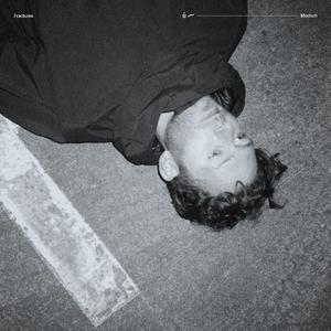 撕开她的胸罩猛吸奶头的视频
